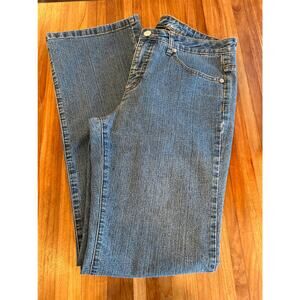 BILL BLASS Stretch Bootcut Medium Wash size 6 jeans